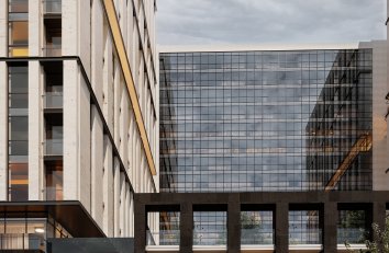 Ինչու՞ Ավենյու 22